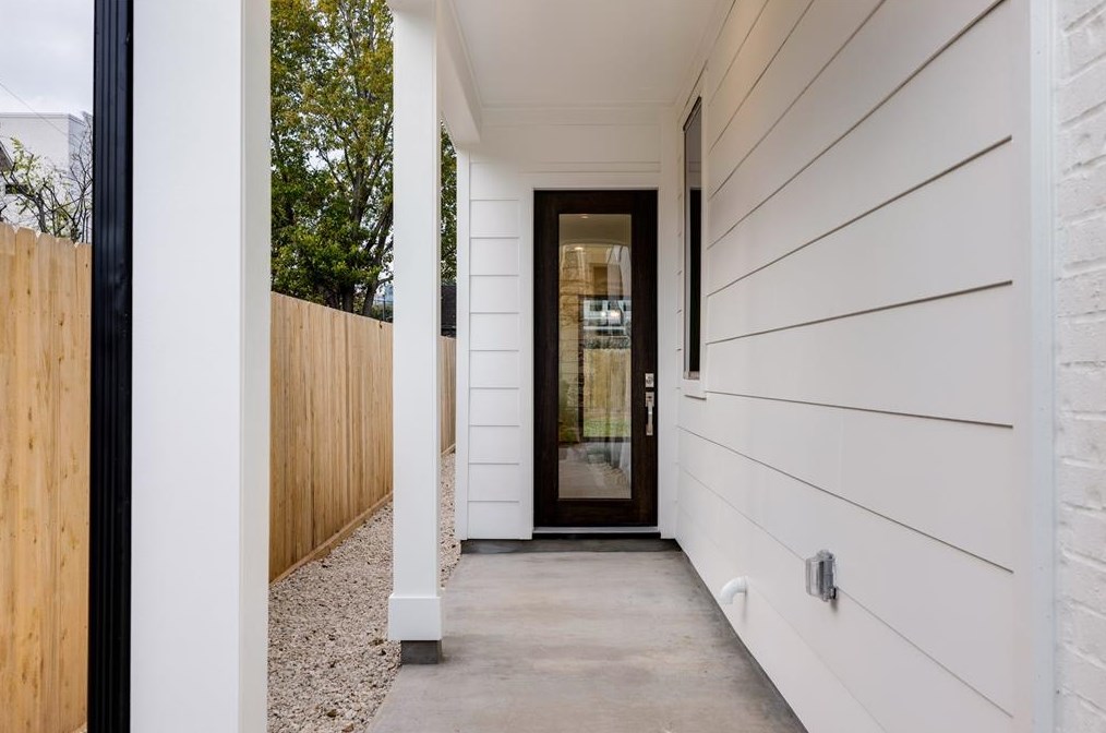 4716 Merwin St, Houston TX  77027-6607 exterior