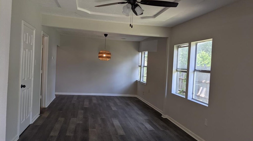 809 Mcdaniel St, Houston, TX 77022-3841