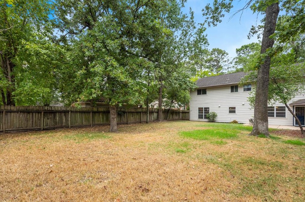 5818 Templegate Dr, Houston TX  77066-1522 exterior