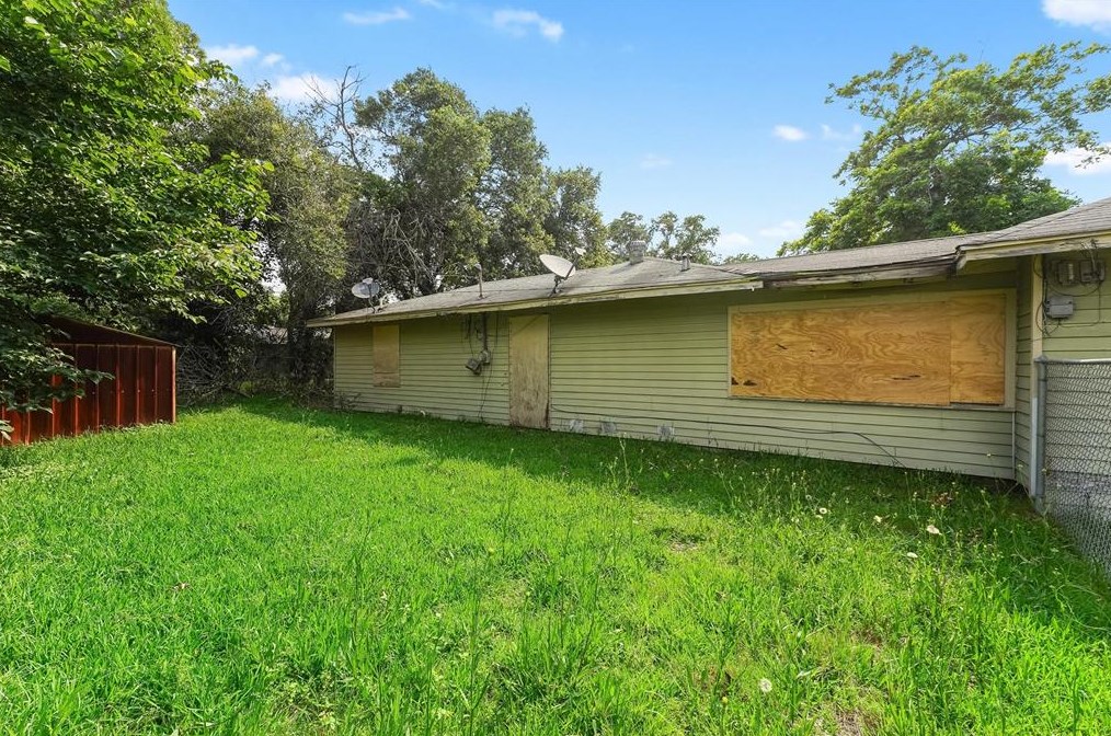 7425 Rhobell St, Houston TX  77016-3938 exterior