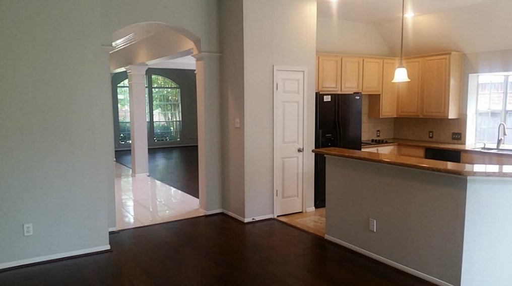 6522 Knoll Park Dr, Sugar Land, TX 77479