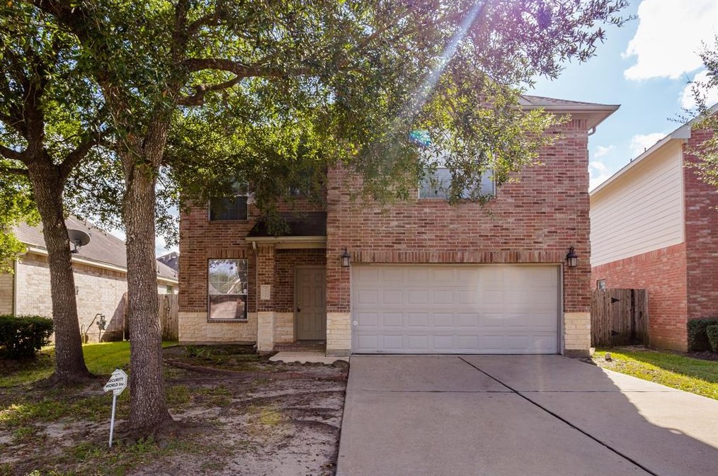 2111 Castle Gardens Ln, Katy, TX 77449
