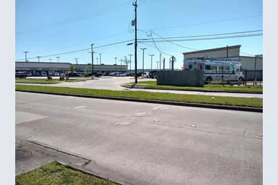 2117 Allen Genoa Road, Pasadena, TX 77502 - Photo 2