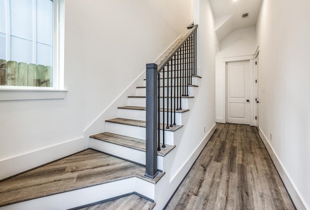 948 Fisher #b, Houston, TX 77018