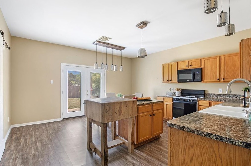 915 Morley Park Ln, Spring TX 77373 exterior