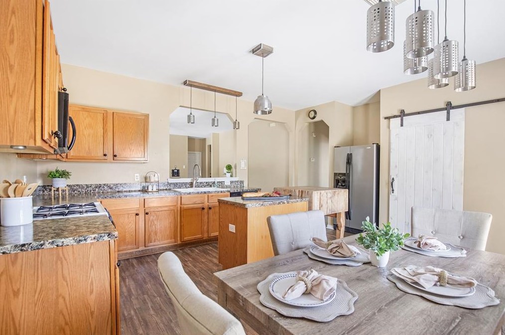 915 Morley Park Ln, Spring TX 77373 exterior