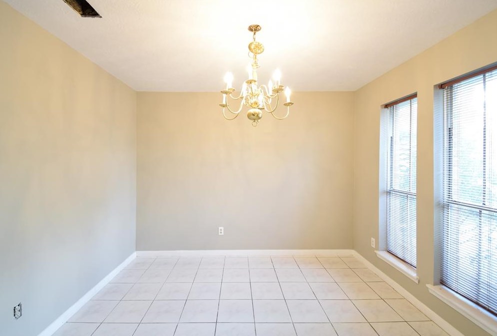 7119 Autumn Grove Dr, Houston TX  77072-2207 exterior
