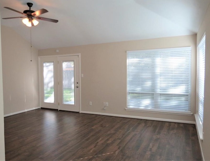 1018 Western Springs Dr, Katy TX  77450-3608 exterior