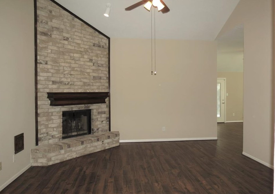 1018 Western Springs Dr, Katy TX  77450-3608 exterior