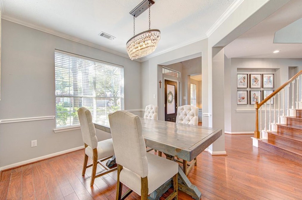 11910 Canyon Mills Dr, Houston, TX 77095-6548