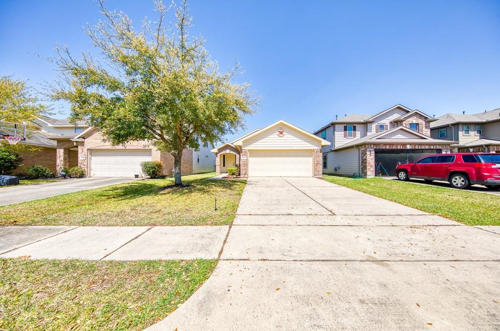 10543 Harbor Canyon Dr, Humble, TX 77396