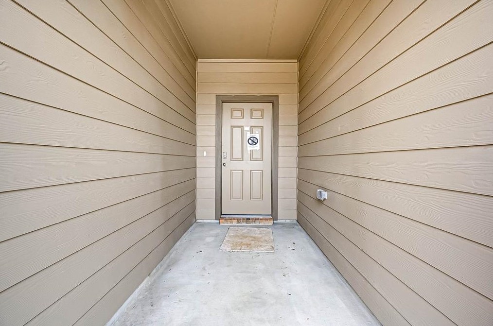 3914 Country Club Dr, Baytown, TX 77521-3034