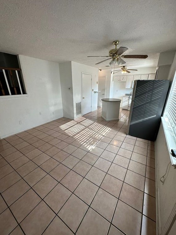 7307 Gessner Rd, Houston TX  77036-6201 exterior