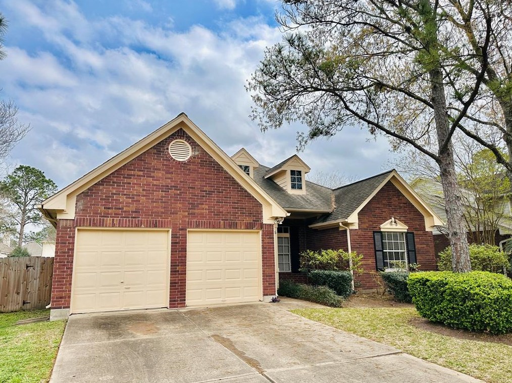 1106 Indian Autumn Trce, Houston, TX 77062