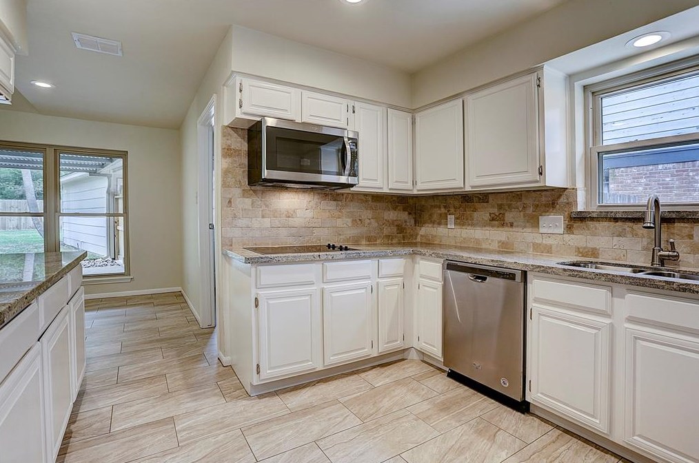 20219 Rushire Sq, Humble, TX 77338
