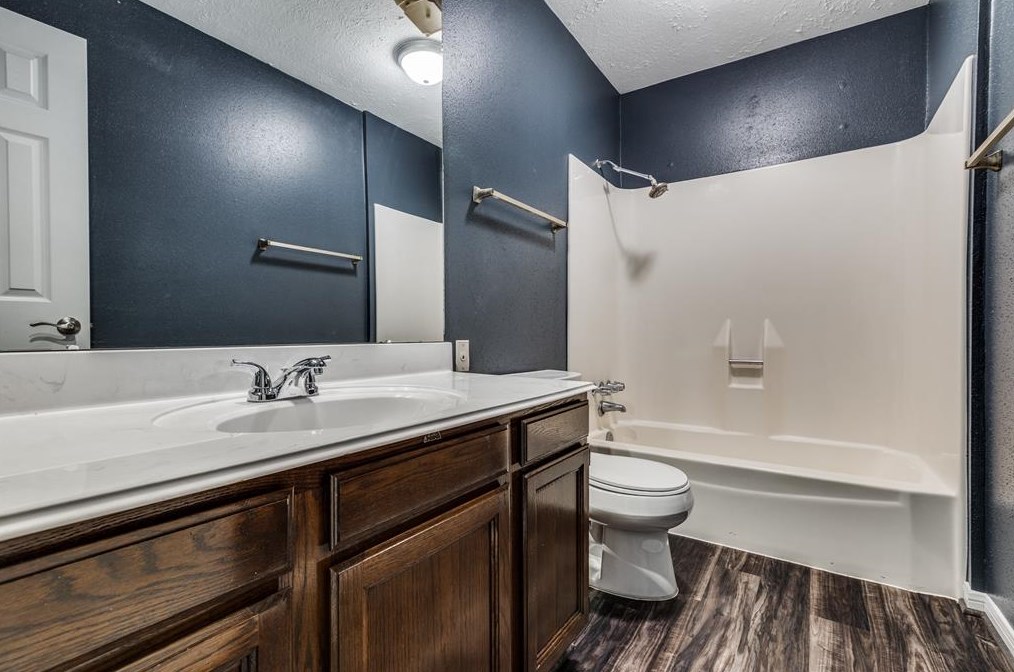 11515 Rdg Run Dr, Houston TX 77064-2124 exterior