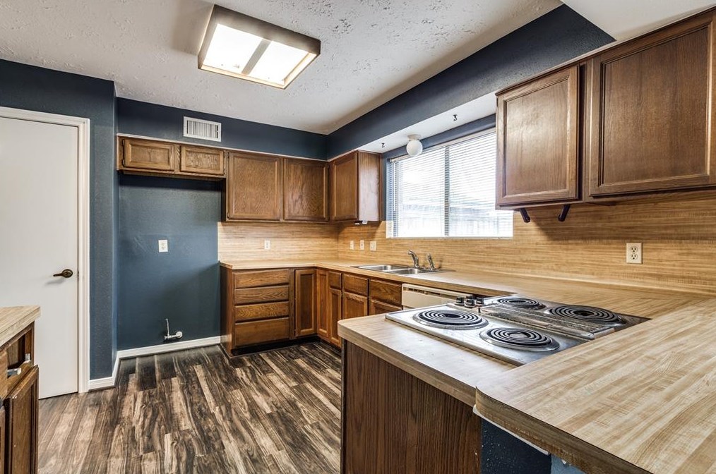 11515 Rdg Run Dr, Houston TX 77064-2124 exterior