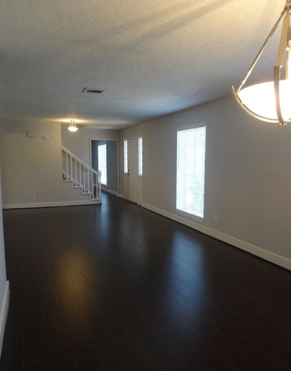 8218 Twining Oaks Ln, Spring, TX 77379