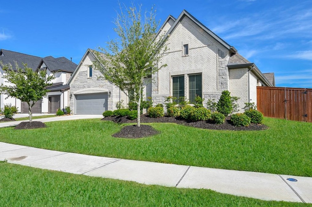 1802 Mariner Point Ln, Katy, TX 77494