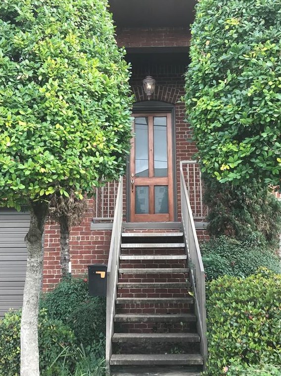 932 Knox St, Houston TX  77007-5120 exterior