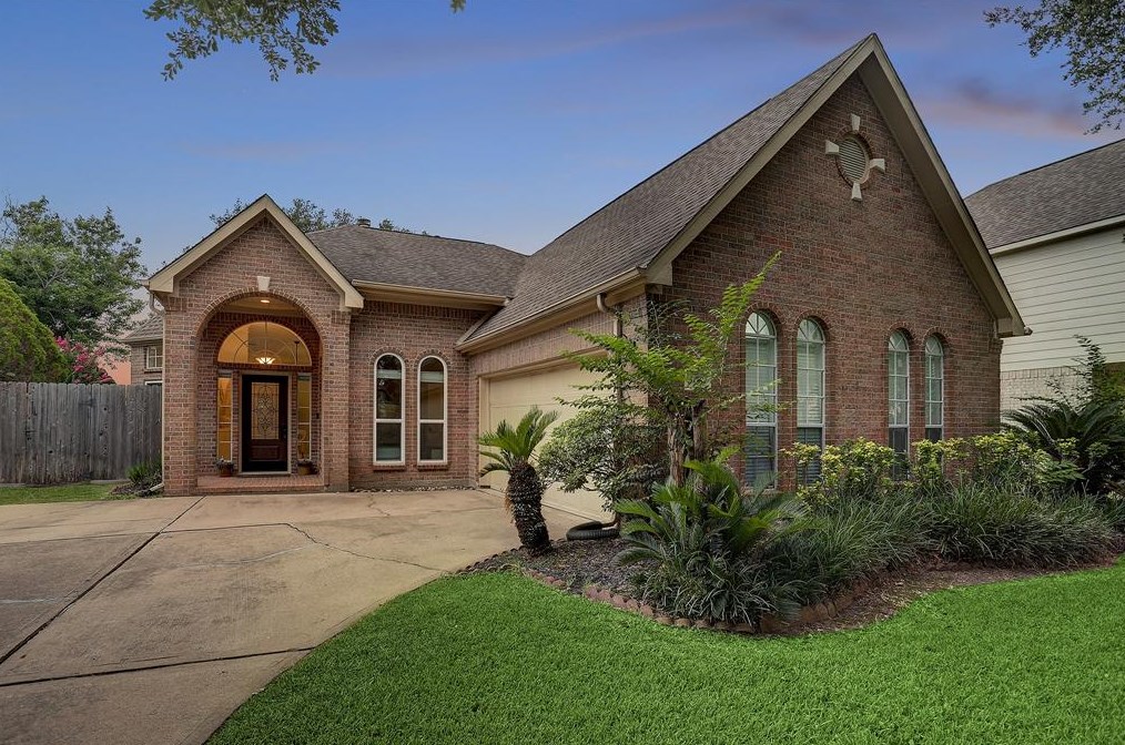 506 High Meadows Dr, Sugar Land TX  77479-5173 exterior