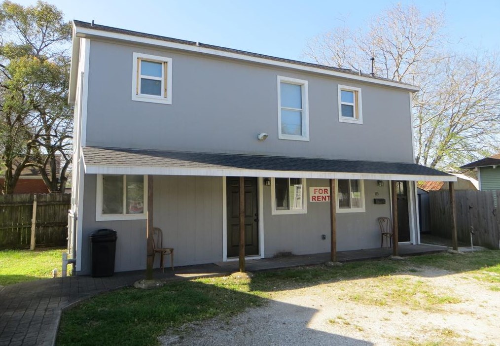 115 W B St, Morgans Point, TX 77571