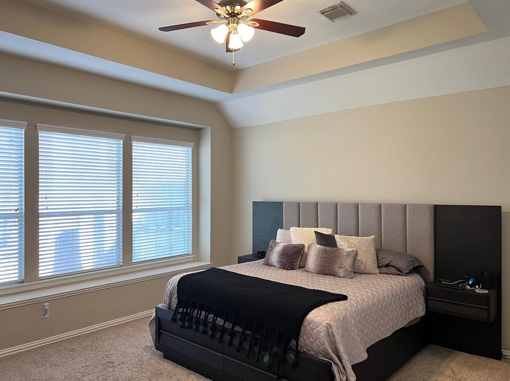2 Crescendo Path Pl, Spring TX  77381-2789 exterior