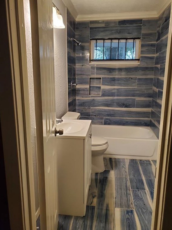 9409 Sierra Dr, Houston TX  77051-3142 exterior