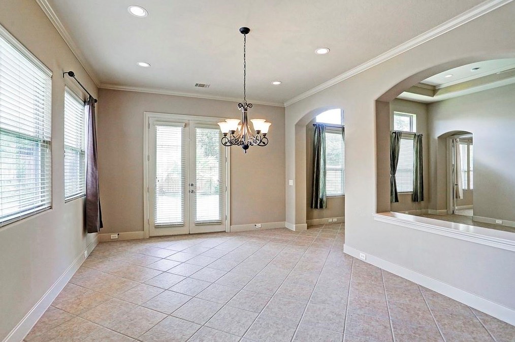 11202 Royal Chateau Ln, Houston, TX 77082