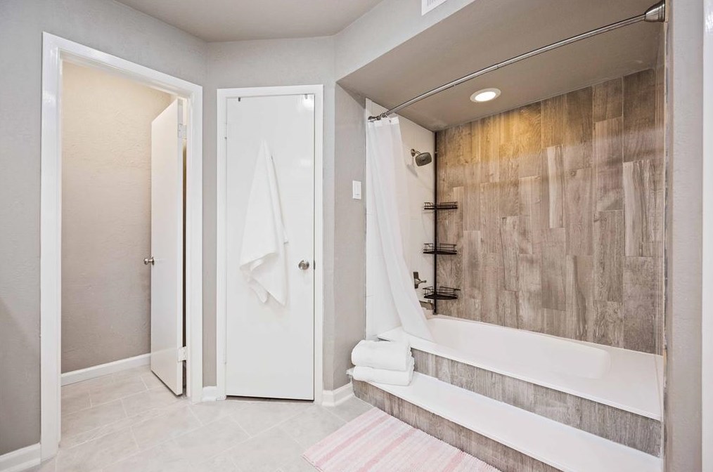 16626 Aldenham Pl, Spring TX 77379-7539 exterior