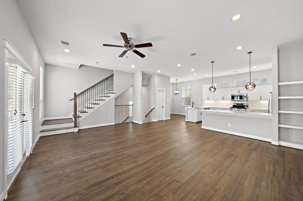 603 Link Rd, Houston, TX 77009-2532