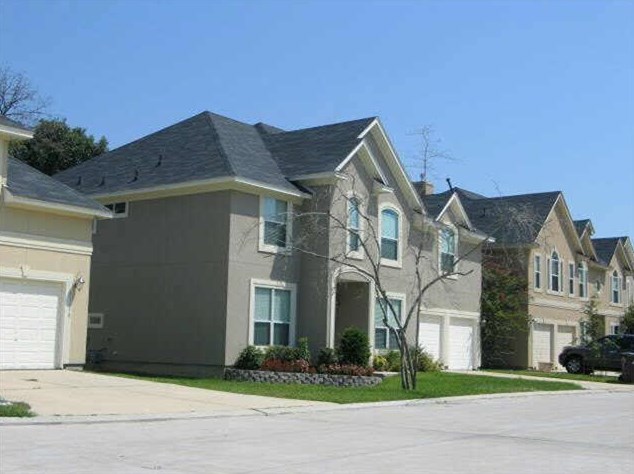 11114 Sherwood Garden Dr, Houston, TX 77043