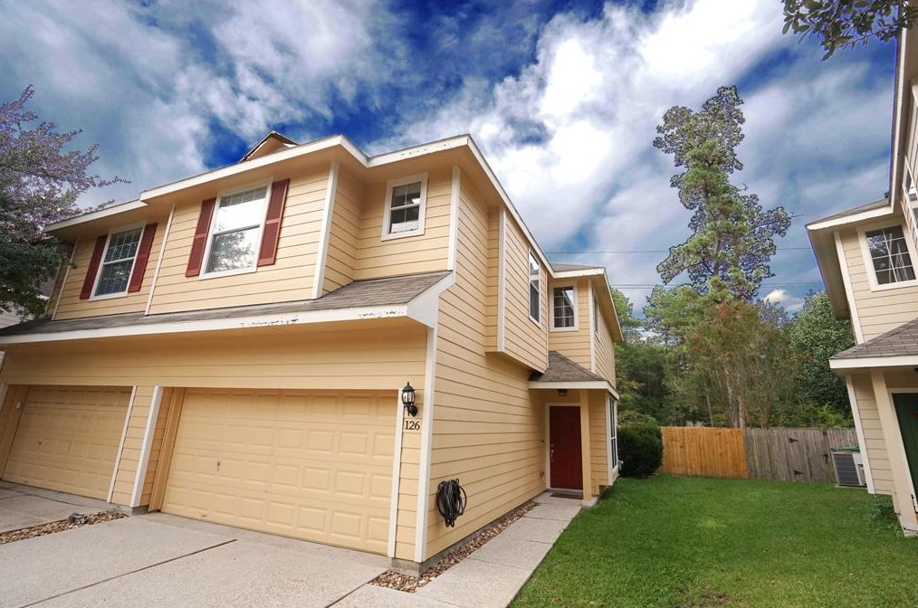 126 E Stedhill Loop, Conroe, TX 77384