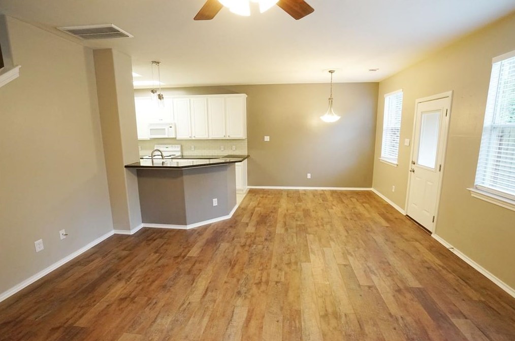 126 Stedhill Loop, Conroe TX  77384-5072 exterior