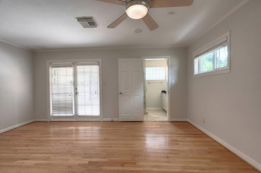 4327 Silverwood Dr, Houston TX  77035-3635 exterior