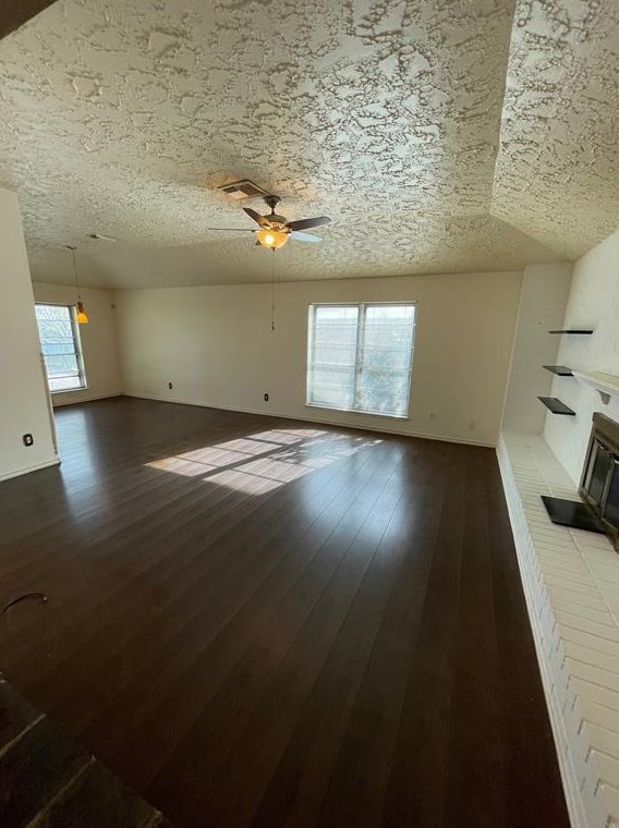 607 Derbyshire Dr, Houston, TX 77034