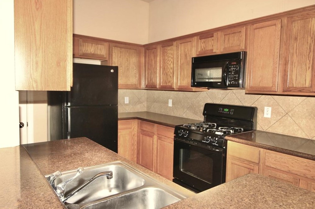 2323 Bermuda Shores Dr, Missouri City TX  77459-2118 exterior