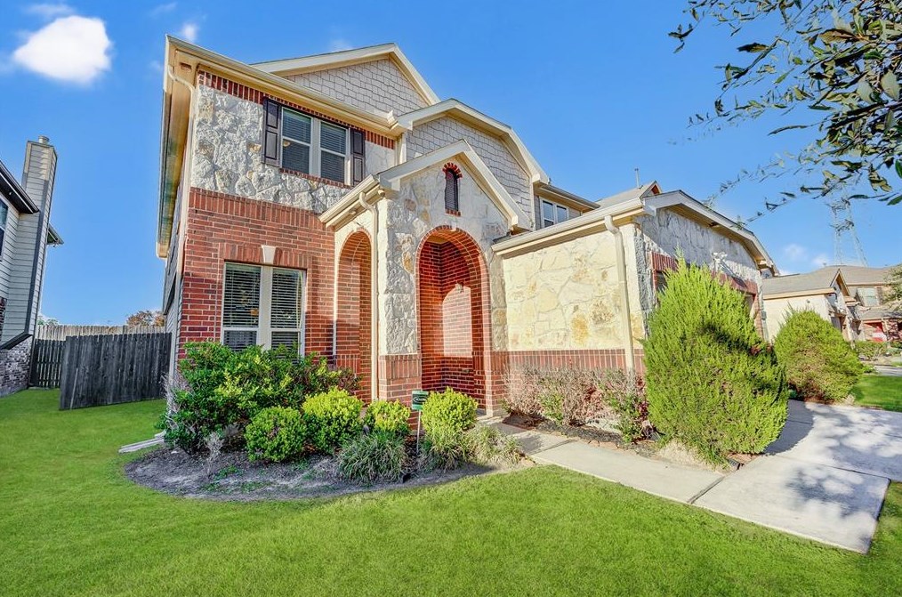 4614 Mint Trail, Houston, TX 77066