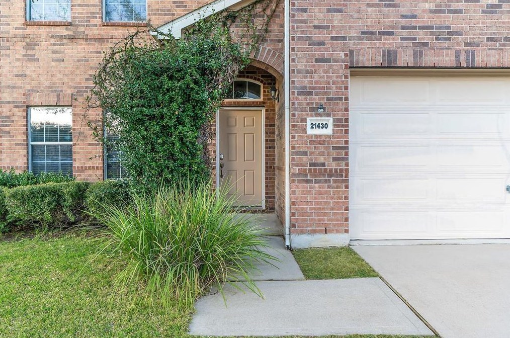 21430 Roaring Hill Ct, Katy, TX 77449