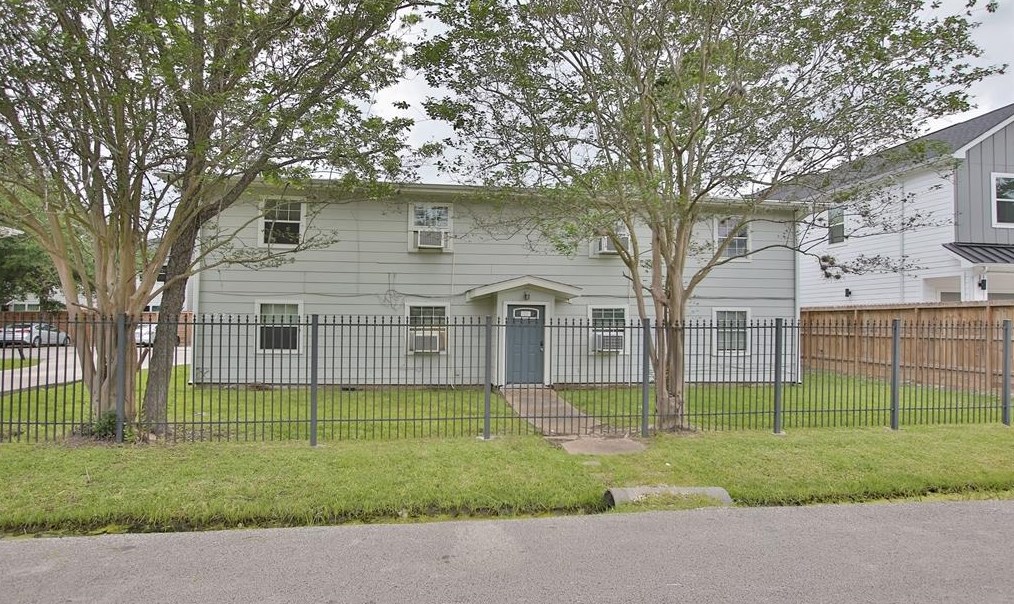 6734 Burkett St. #2, Houston, TX 77021