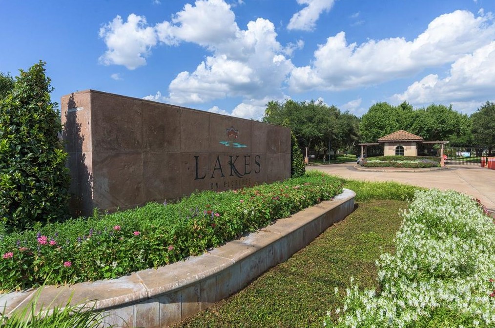 6327 Collina Springs Ct, Houston, TX 77041-6170