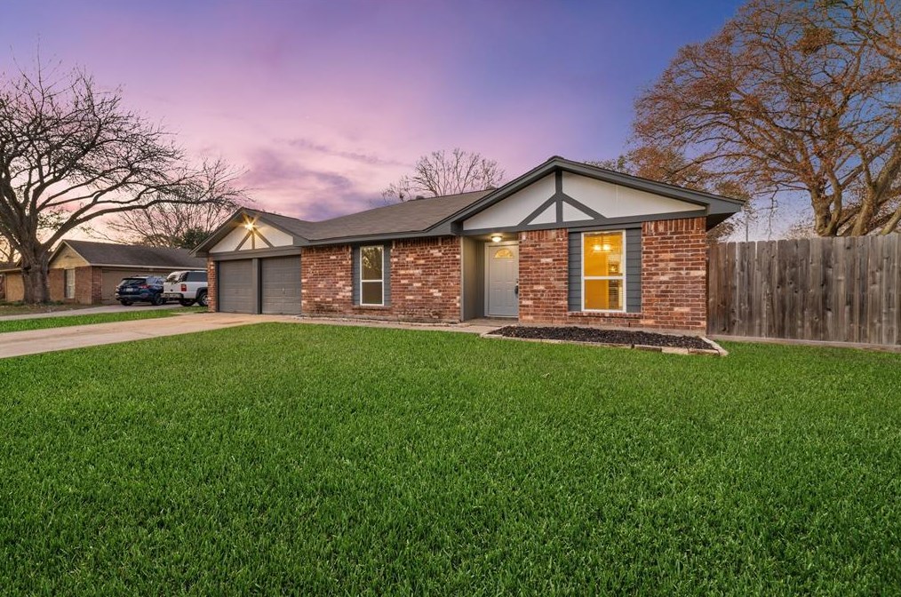14202 Bella Dr, Cypress TX  77429-2533 exterior