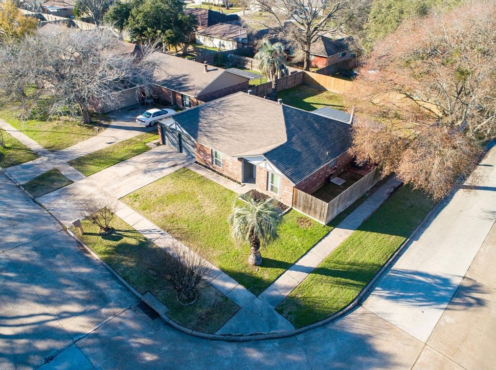 14202 Bella Dr, Cypress TX  77429-2533 exterior