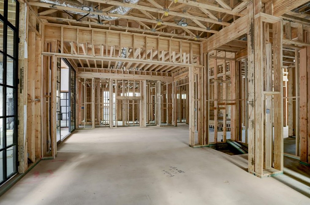 10830 Roaring Brk Ln, Houston TX 77024-6813 exterior