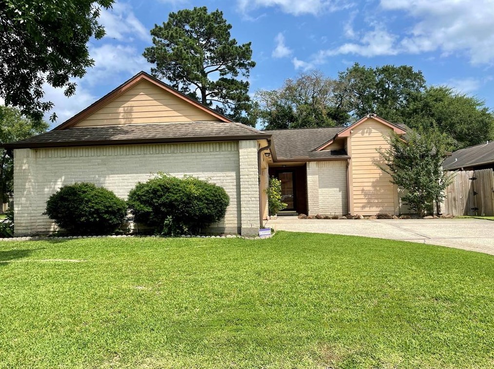 18818 Danalyn Ct, Humble, TX 77346