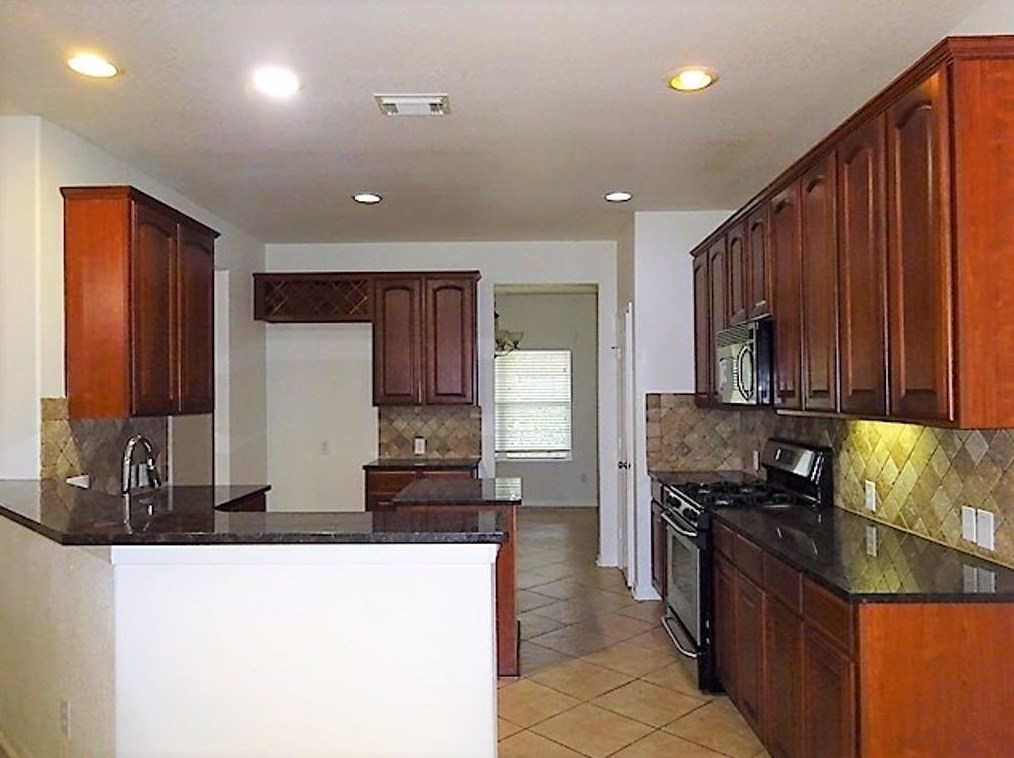 16706 Grove Mesa Trl, Spring TX  77379-8686 exterior