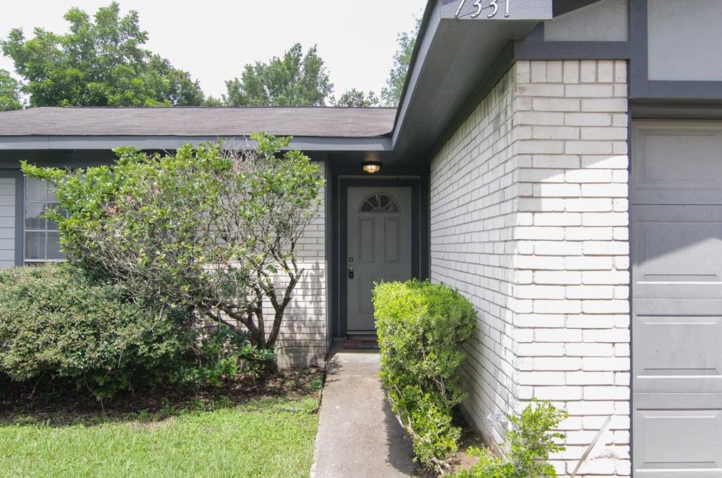 7331 Cornwall Bridge Ln, Houston, TX 77041
