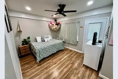 1409 20th Street, Huntsville, TX 77340 - Photo 10