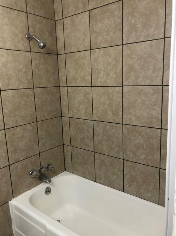 370 Pipkin St, Beaumont TX  77705-3952 exterior