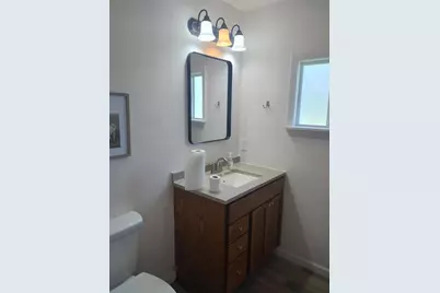 609 W Barton Street, Calvert, TX 77837 - Photo 10